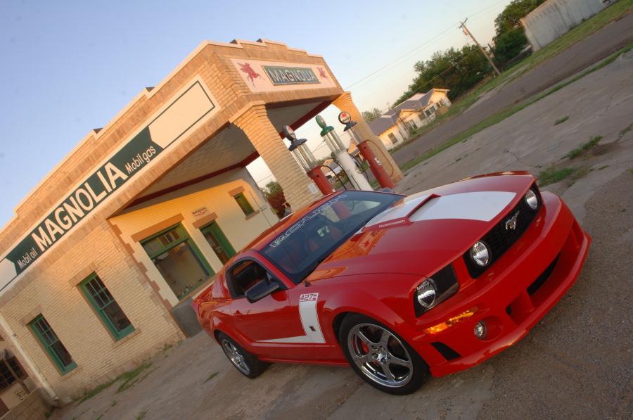  Ford Mustang 427R by Roush 2009 года  (фото 16 из 33)